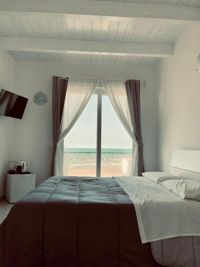 Carfagnini Rooms Termoli Exteriör bild